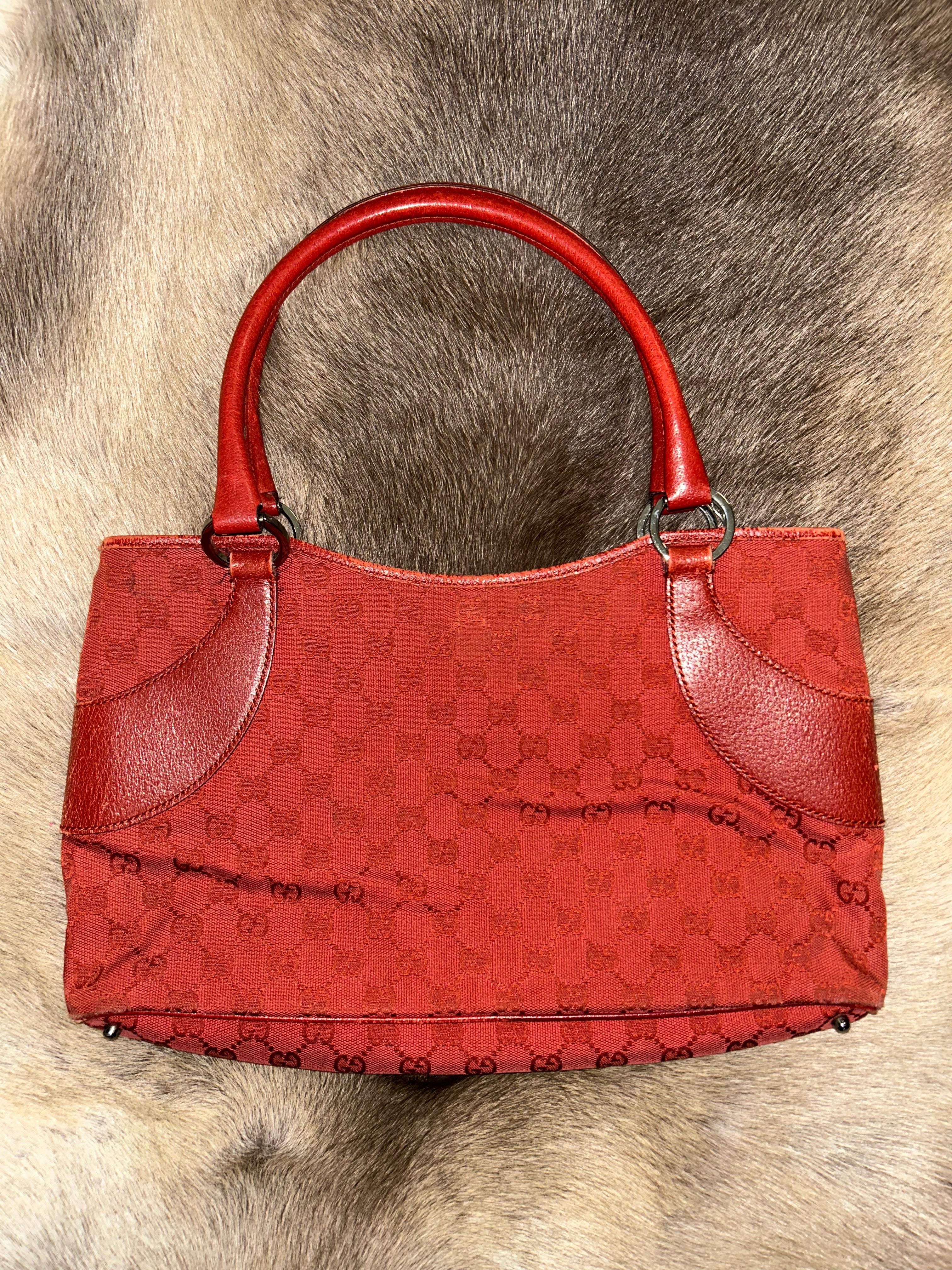 Gucci GG Canvas Handbag - Red
