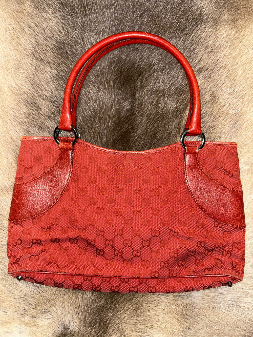 Gucci GG Canvas Handbag - Red
