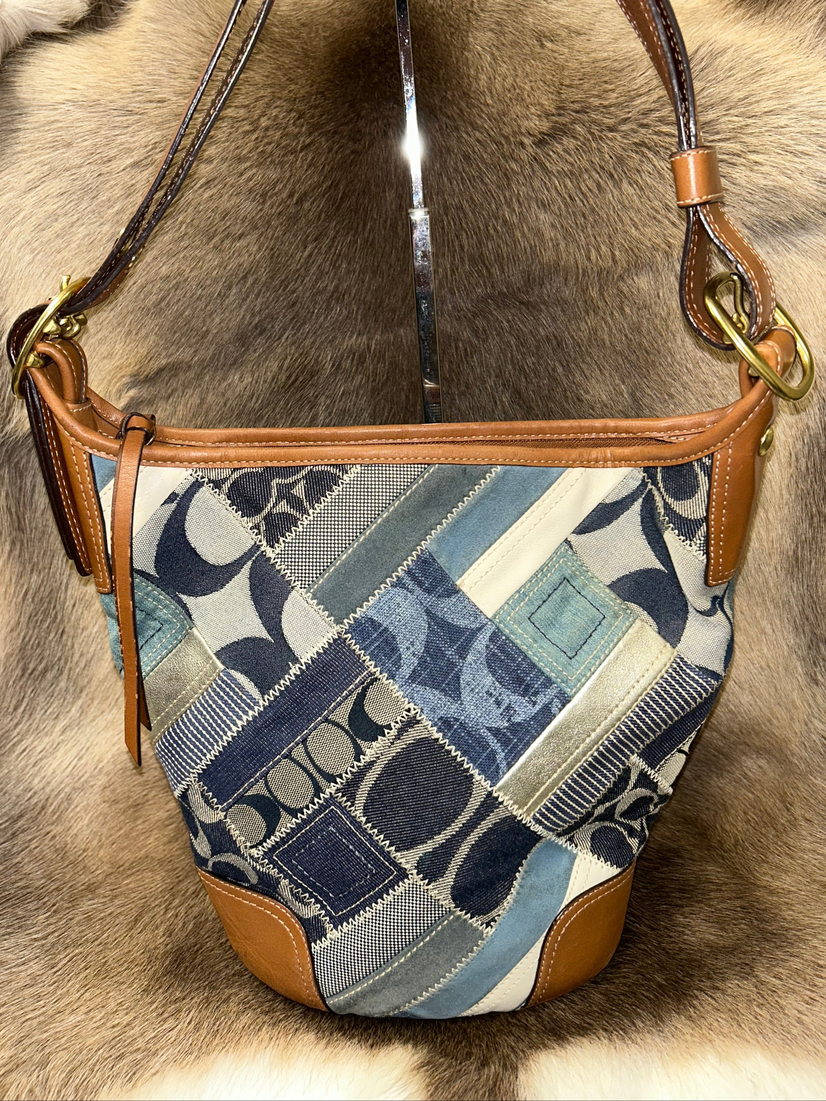 バッグ vintage coach denim patchwork handbag Coach Denim Patchwork Bucket Bag - Denim/Camel – Lucky Girl Vintage