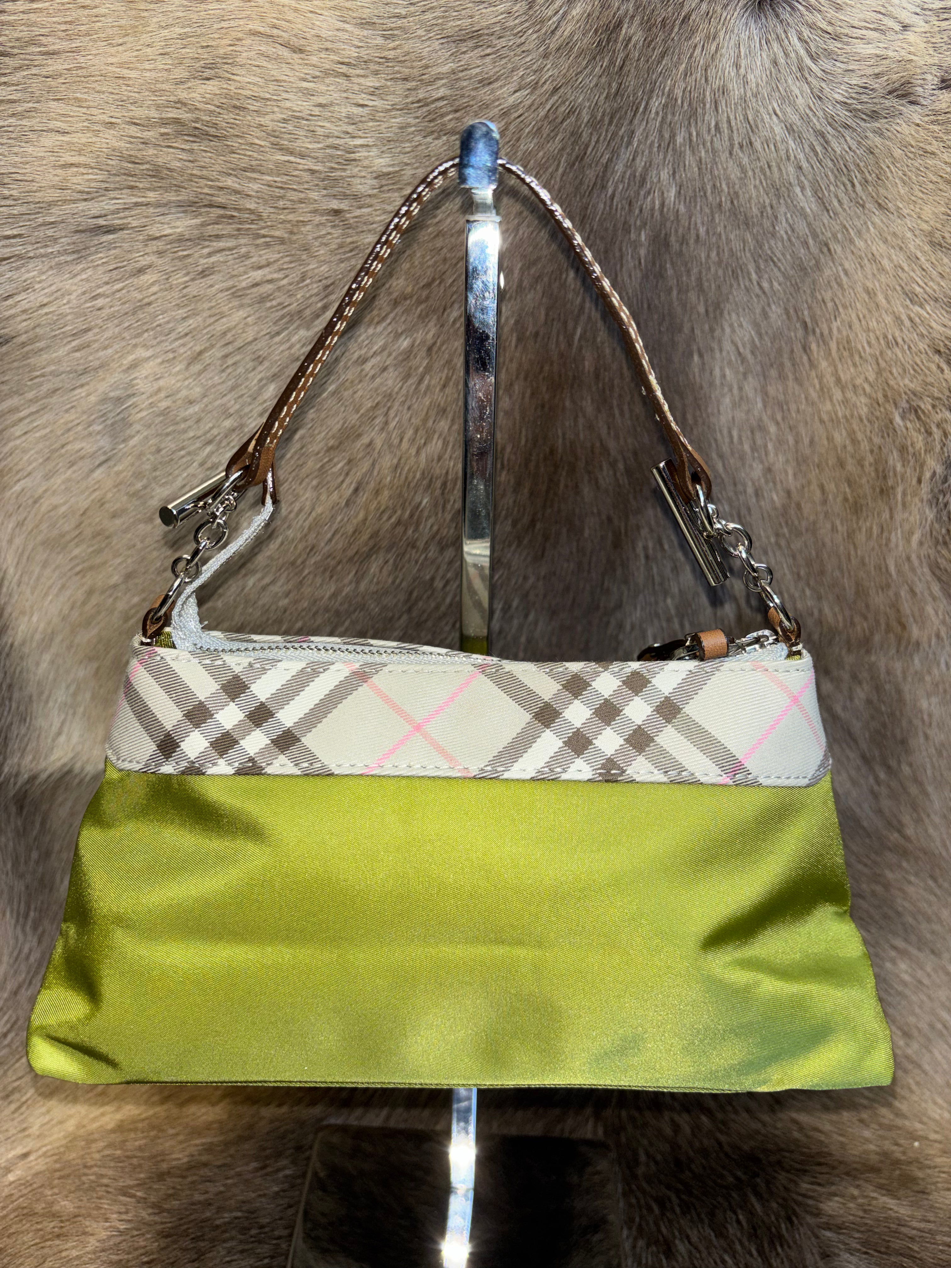 Burberry Nova Check Pouch - Beige/Green