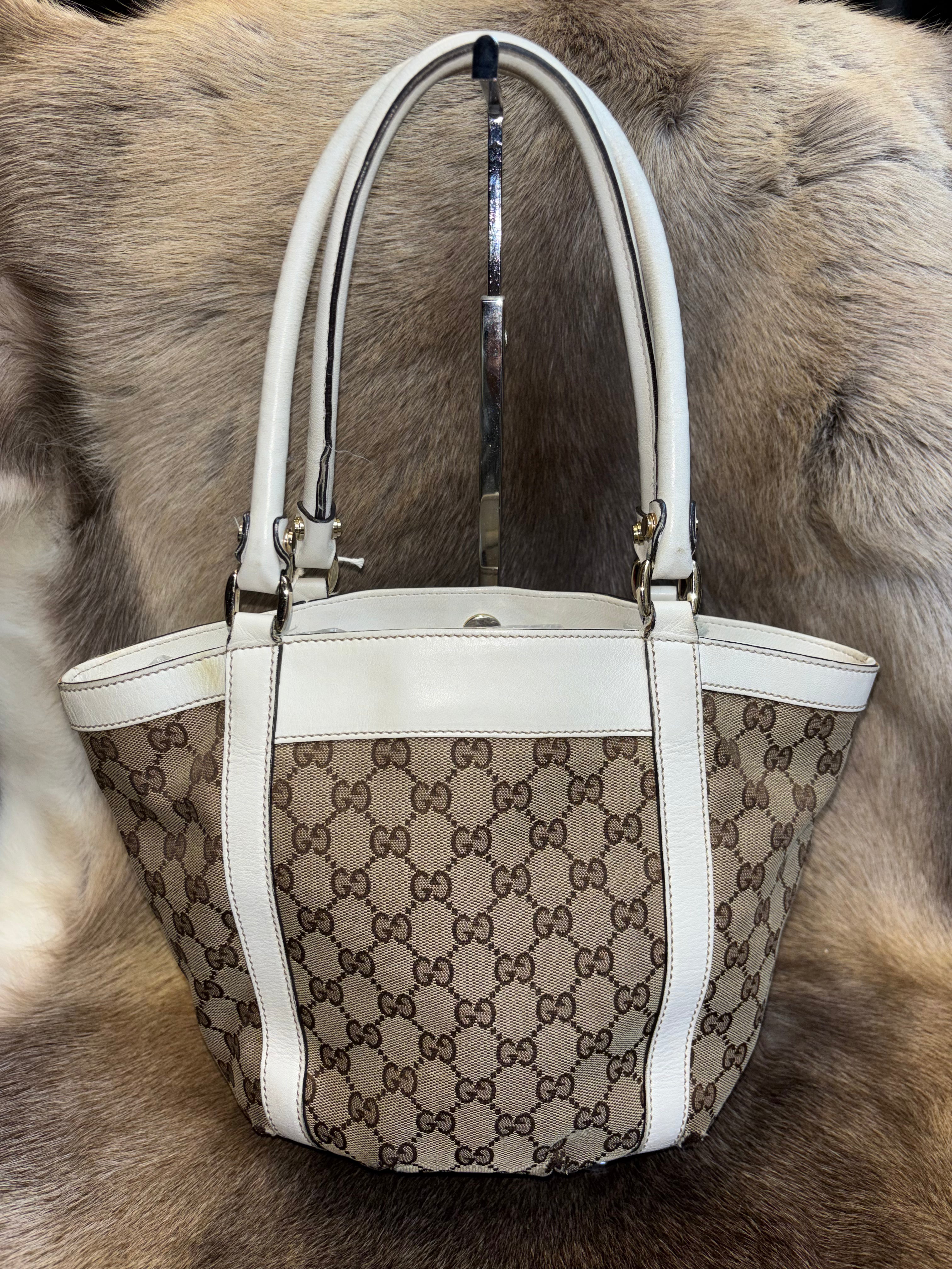 Gucci GG Canvas Handbag - Beige/White