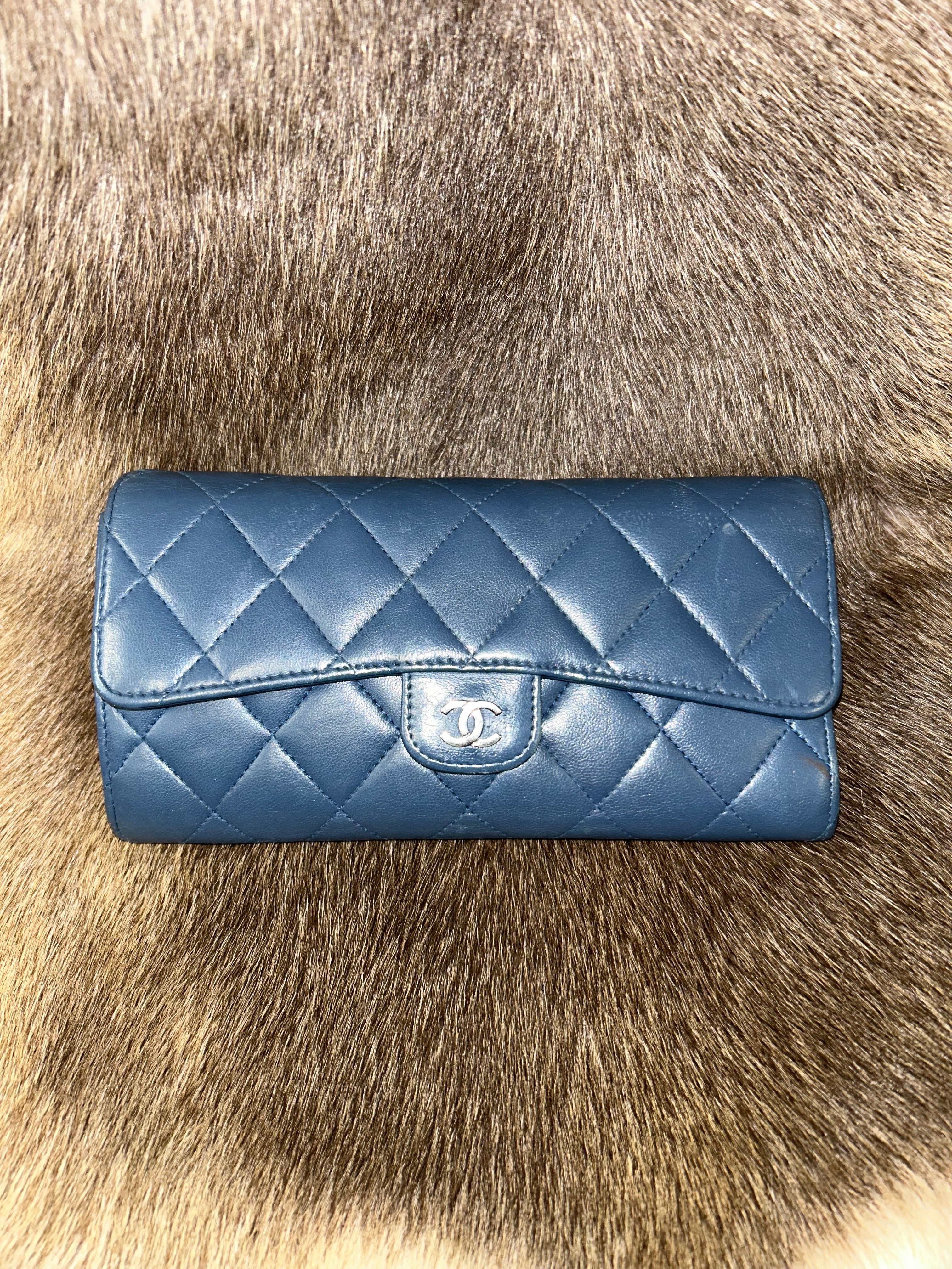 Chanel Matelasse Wallet - Blue/Silver